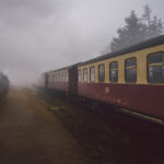 Die Brockenbahn während einer Wanderung zum Brocken über den Goetheweg im Harz
